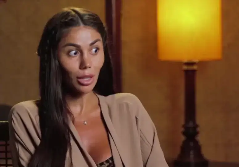 Бижуто на раздора! Елвиса побесня: Кой любовник подари скъпото колие на Рупецова?