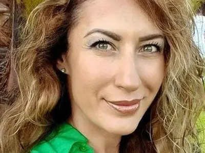 Биляна Гавазова стана стажантка в завод