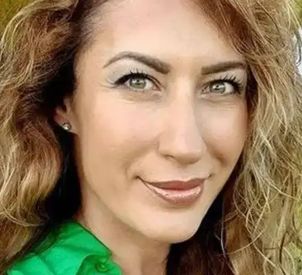 Биляна Гавазова стана стажантка в завод