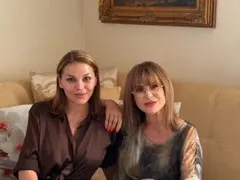 Деси Слава готви дует с Мими Иванова