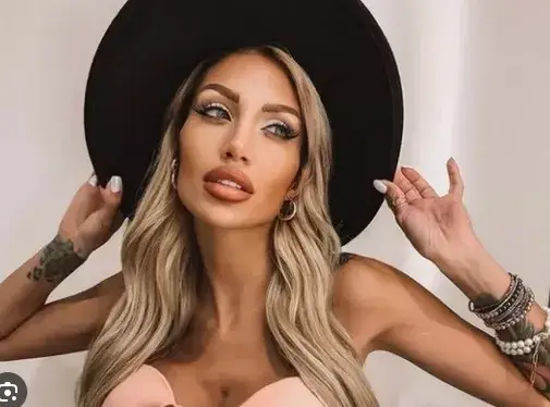 Джулиана Гани е човешкото дъно! Вижте бруталната й лъжа, измислена само за да е в светлините на прожекторите!