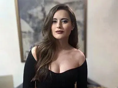 Дъщерята на Мариана Векилска и Георги Донков се сгоди