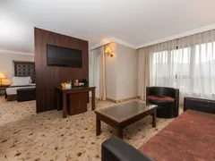 Откритие на Maxi Park Hotel &amp; SPA: Реновацията, която ще ви изуми!