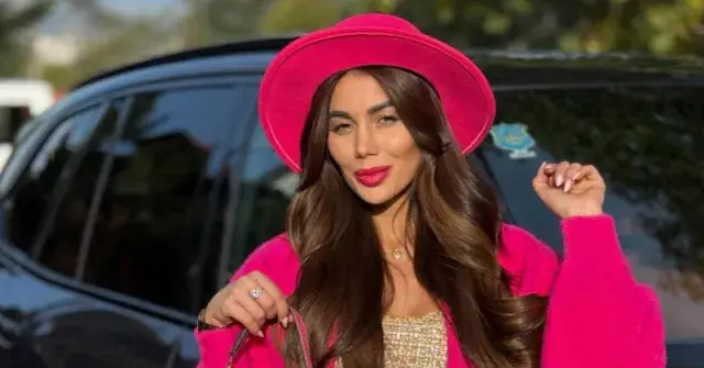 Елвиса се оказа прав: Жененият любовник на Даниела й купи апартамент за 800 бона, но... на негово име! (ВИЖ ТУК)