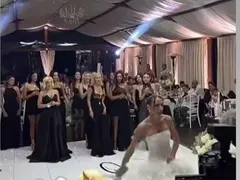 Емануела гушна букета