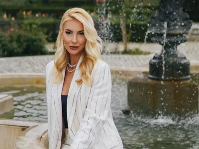 Ергенката Маги става водеща на любовно шоу! (Пазят всичко в тайна)