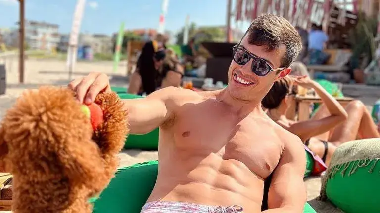 Филип Буков  не ще жена  до себе си през лятото