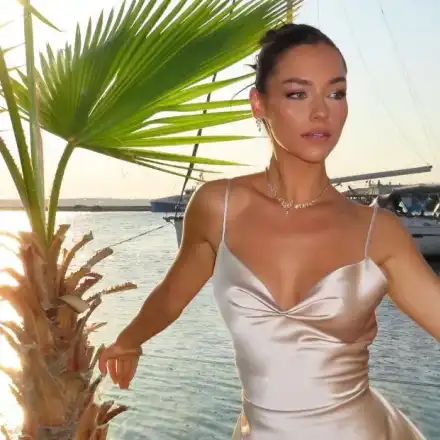 Гореща бомба от „Игри на волята“ подлуди с топ тяло! (СНИМКИ)