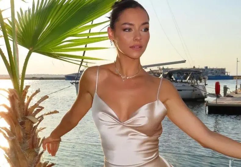 Гореща бомба от „Игри на волята“ подлуди с топ тяло! (СНИМКИ)