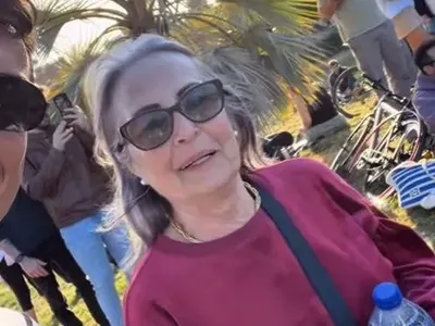 Грижовен внук: Филип Буков подари на баба си екскурзия