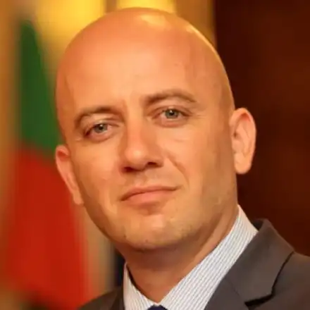 Имот, изнудване и лъжи: Мръсните тайни на Александър Мацурев (ПЪРВА ЧАСТ)