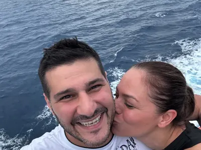 Йоанна Темелкова отиде на нощно къпане