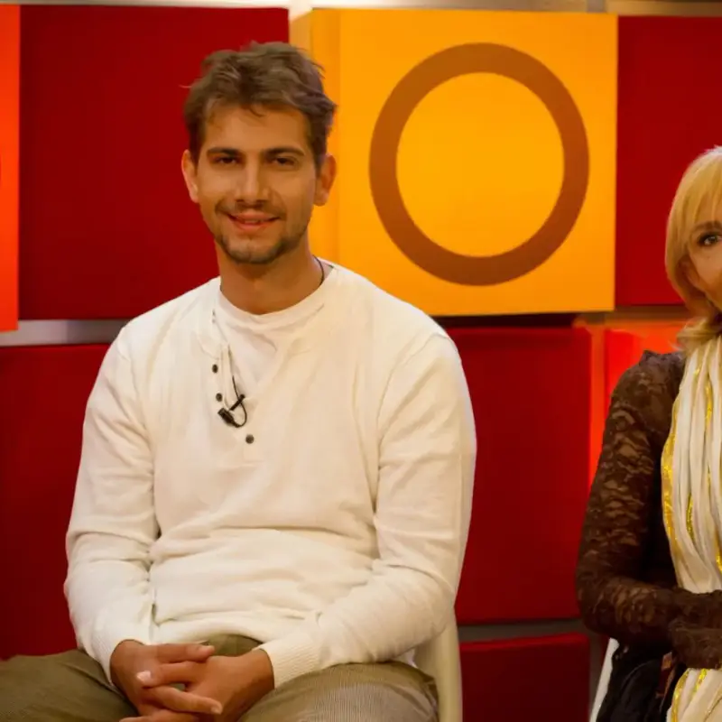 Ирен чака Владко с любимите му манджи