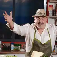 ЖЕЛЯЗНА ВОЛЯ! Ути Бъчваров в битка с тестото и калориите!