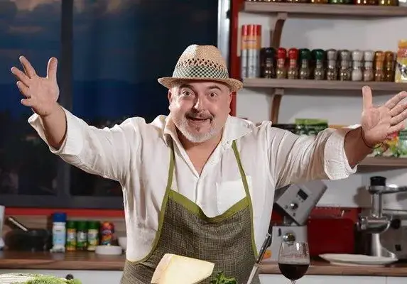 ЖЕЛЯЗНА ВОЛЯ! Ути Бъчваров в битка с тестото и калориите!