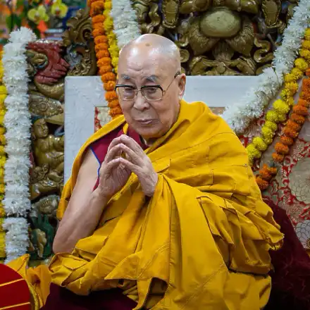 Как Далай Лама ще пребори Китай в битката за наследник?