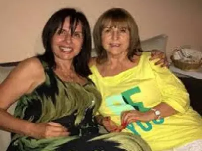 Кичка Бодурова е кошмарът на Мими Иванова? („нищожество“, „дъно“)