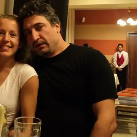 Кирил Ефремов срещнал жена си във фитнеса, предложил й брак с гривна за 3 лева