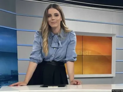 Копейкин върти любов с младата журналистка Флора Стратиева?