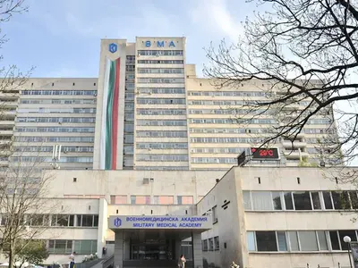 Лекари от Военна болница прибират от 5000 до 30 000 за подмяна на кръвни проби