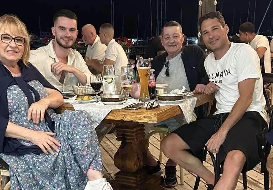 Марги Хранова почива в Балчик със синове, снахи и внуци