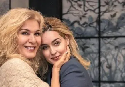 Мари на Гала е майка на две деца