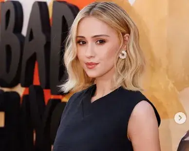 Мария Бакалова блести на премиера в Холивуд