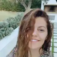 Михаела Филева е  красива и без грим