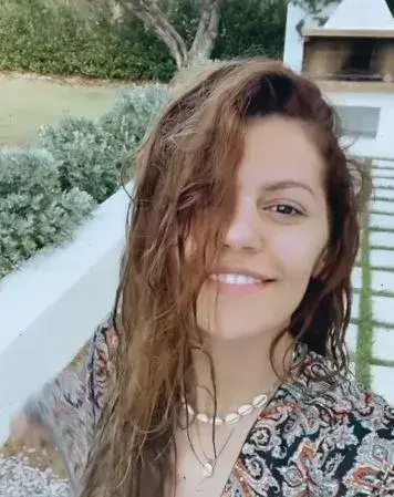 Михаела Филева е  красива и без грим