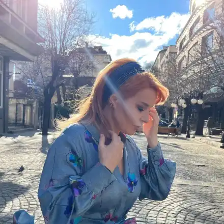 Мира Добрева хукна по дискотеки