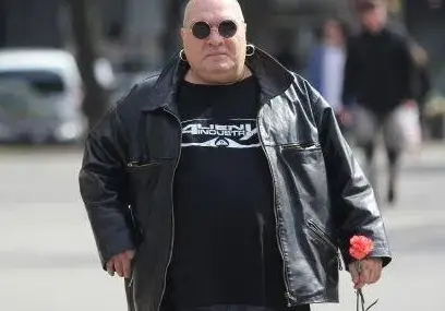 МИСТЕРИОЗНА БОЛЕСТ от месеци мъчи Фънки: Много съм зле със здравето!