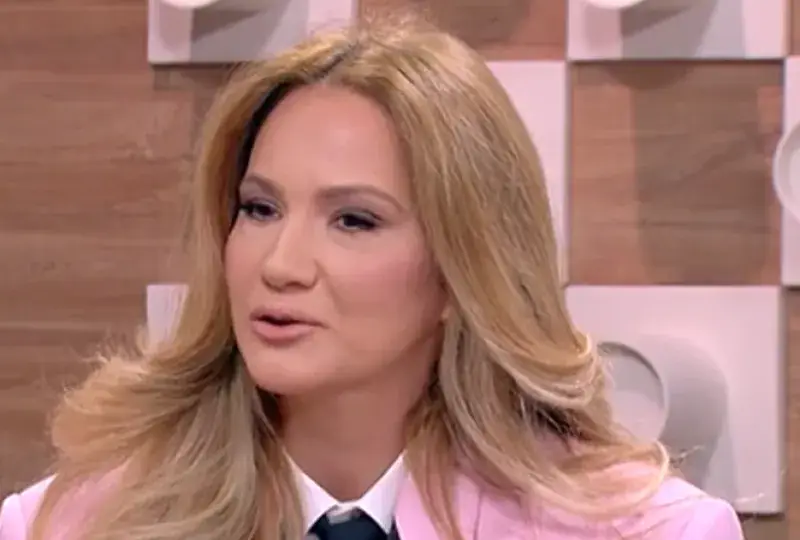 Мъжът на Зейнеб я свали от екран