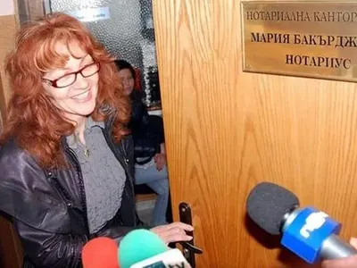 На вниманието на Главния прокурор и Министъра на правосъдието: ТАРТОРКА ЛИ Е НОТАРИУС МАРИЯ БАКЪРДЖИЕВА НА ЛИХВАРСКАТА МАФИЯ ПО МОРЕТО?