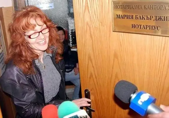 На вниманието на Главния прокурор и Министъра на правосъдието: ТАРТОРКА ЛИ Е НОТАРИУС МАРИЯ БАКЪРДЖИЕВА НА ЛИХВАРСКАТА МАФИЯ ПО МОРЕТО?