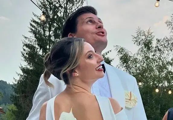 Най-личният ерген на Сатирата - Мишо Сървански, се ожени СНИМКИ