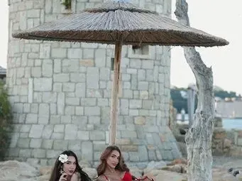 НАЙ-СЕТНЕ!! Ферай Неджиб си показа новите ц*ци: Направо ни ги навря в очите! (СНИМКИ)