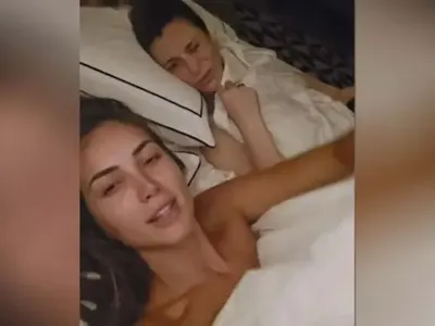 Не била извратена ли?! Ваня Щерева опита да „бръкне в гащите“ на Алекс Богданска! (обърна ли резбата – СНИМКИ)