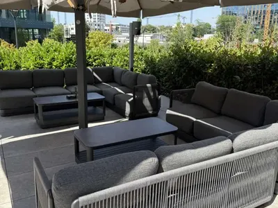 Новият оазис за бизнес елита впечатлява с луксозни градински мебели от SuperMebeli.bg