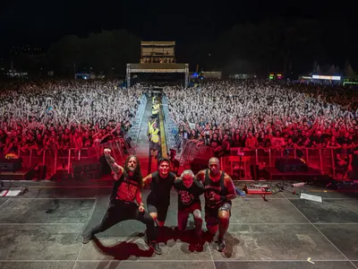 От тежък хедбенг до бели гълъби - HILLS OF ROCK 2025 продължи с още един паметен ден