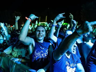 От тежък хедбенг до бели гълъби - HILLS OF ROCK 2025 продължи с още един паметен ден