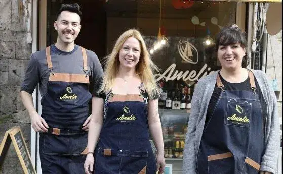 Персоналът бяга от АДА в сладкарницата на Линда: Канадска строгост и български заплати!