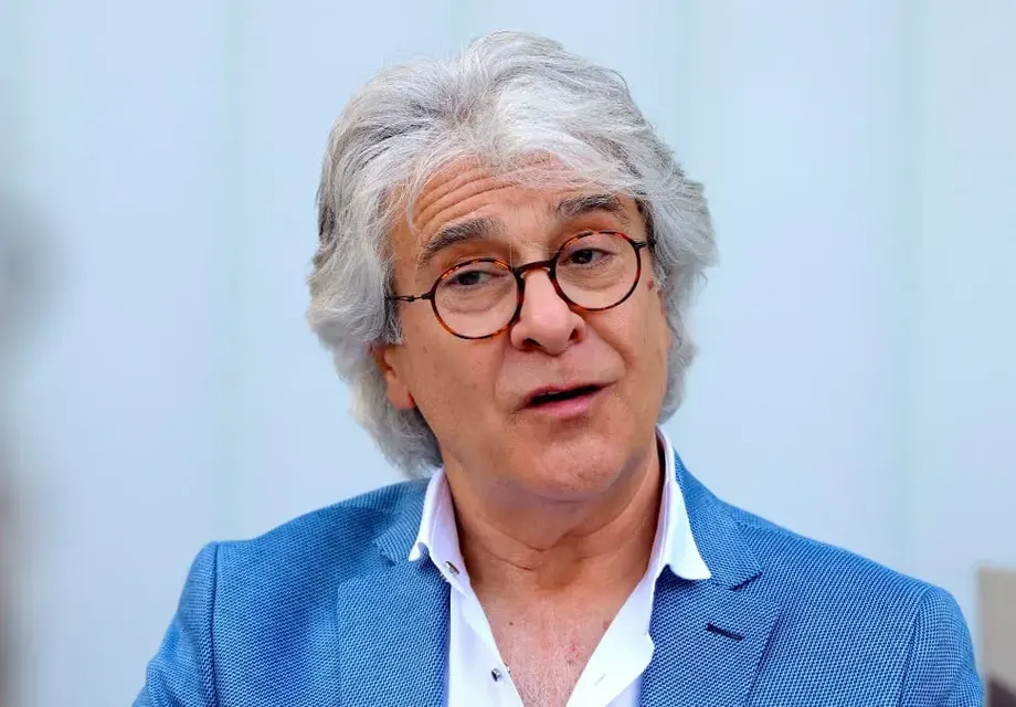 Певецът легенда Орлин Горанов: „Ах тези комунисти!“, възмущаваха се столичани, когато с Валя се оженихме на 9 септември 1990 г.