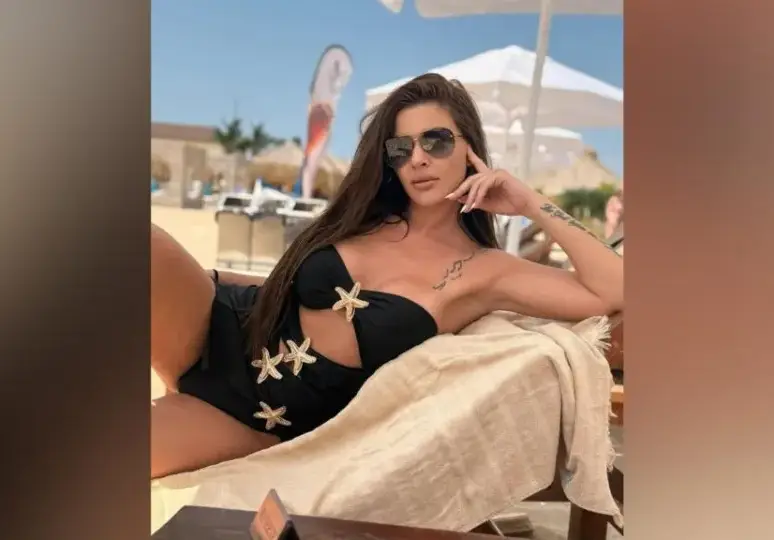 Пияната фолк певица Дебора ще лежи година в сливенски затвор след нова катастрофа