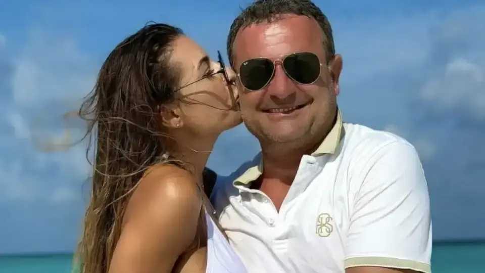 Рачков в битка за жартиера на сватбата на Антоан Петров