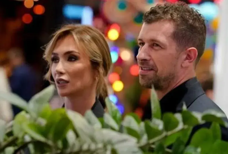 Райна Караянева  се обясни в любов  на доктора, който заряза жена си заради нея