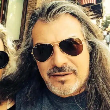 Романтично! Маги Халваджиян се обясни в любов на жена си