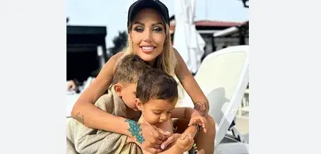 Само да е в новините! Джулката сама си измисли бебе No. 3