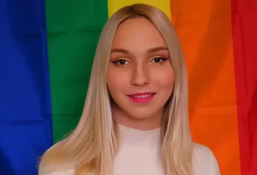 ШОК: Даниел Йорданов (Емили Тротинетката) изпраща интимни снимки по имейл до редакцията на News24sofia.eu (СНИМКА 18+)