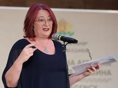 Ще уволнят ли най-сетне скандалната Райна Манджукова?