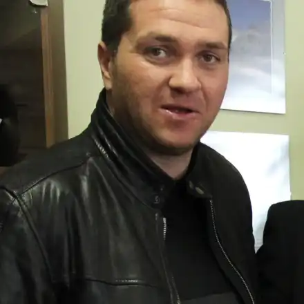 "Боян Радев след хоспитализация: Животът на баща ми е в безопасност!"